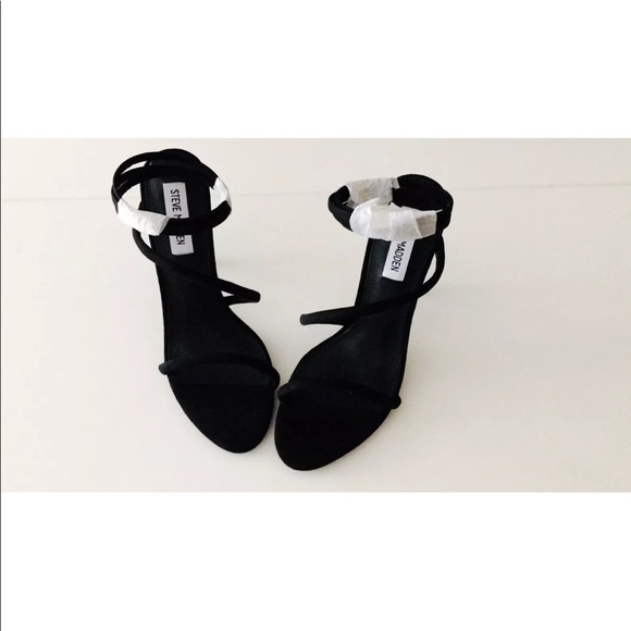 Steve Madden BLACK Tiffany Suede Ankle Spring Wrap - Picture 2 of 5